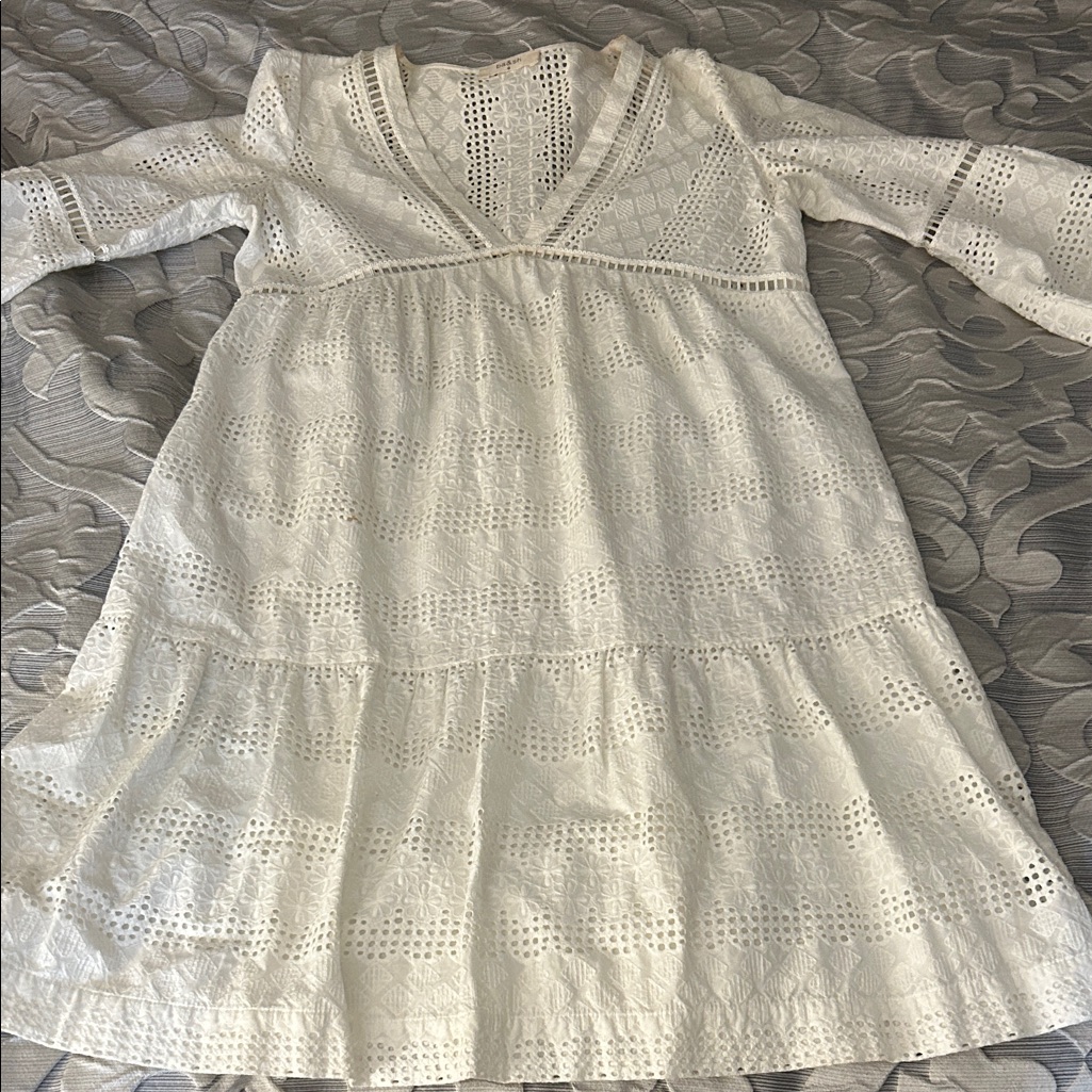Chic White Lace Women's Dress